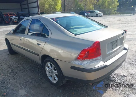 2002 Volvo S60 2.4 из США, поврежденный, VIN YV1RS61RX22195687